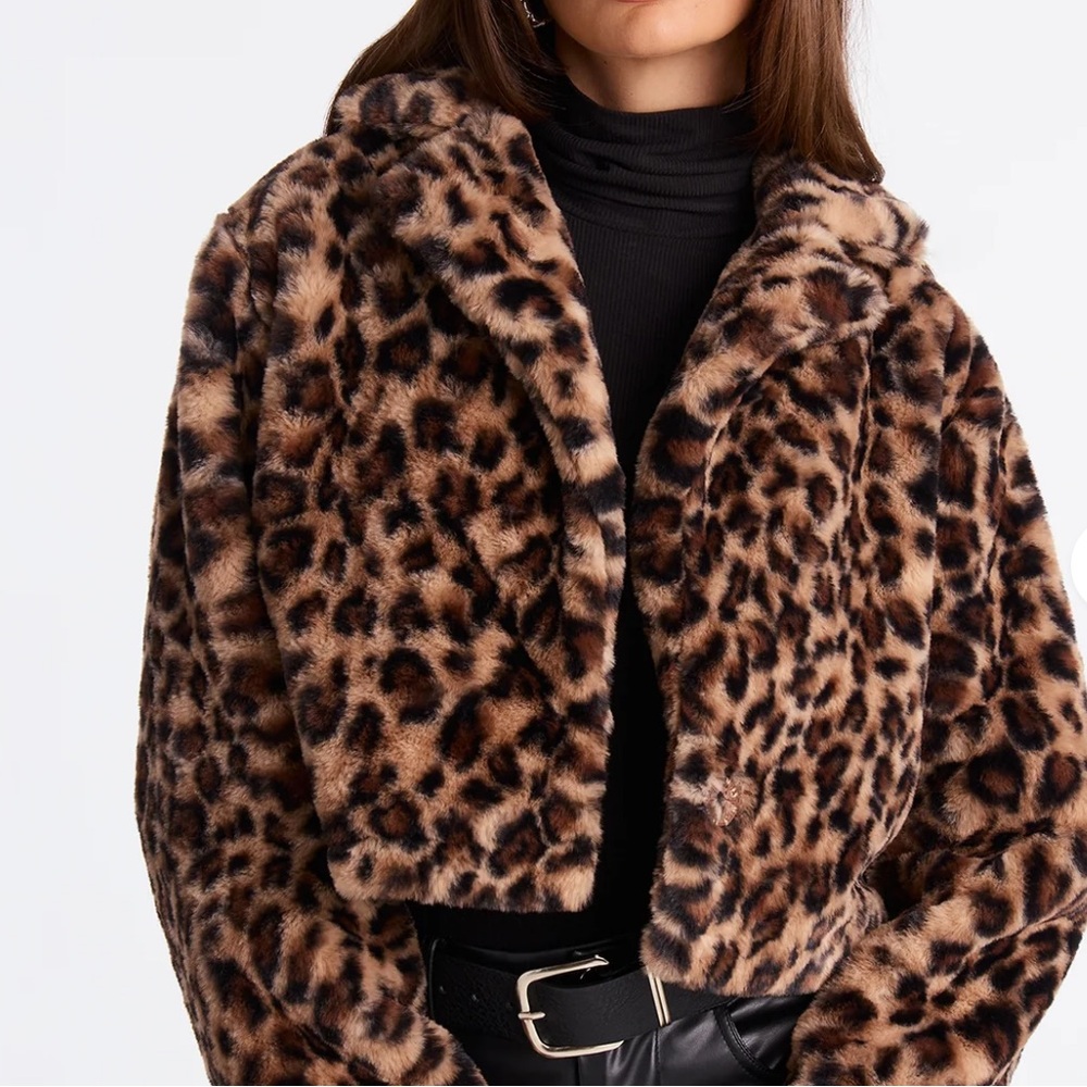 Leopard Faux Fur Coat - Picture 2 of 4